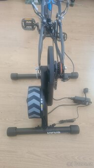 Prodám cyklotrenažér Wahoo Core + Zwift COG/CLICK v2 + řazen - 3