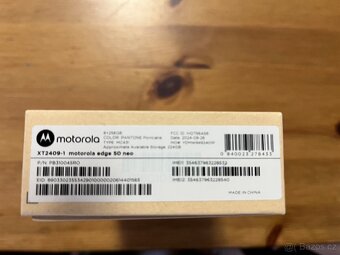 Motorola Edge 50 Neo, oranžová - 3