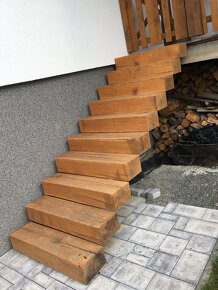 Nové dubové pražce, trámy - 3