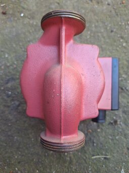 Čerpadlo GRUNDFOS UPS 25-40 130 - 3