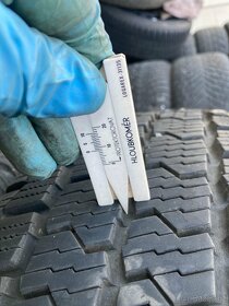235/65 R16 C CONTINENTAL VANCOFOURSEASON2 8MM ZIMNÍ - 3