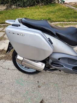 Piaggio Beverly 125 - 3