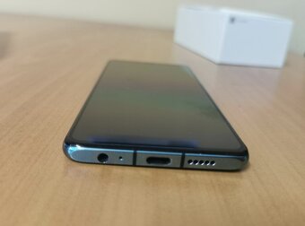 Huawei P30 Top Stav - 3