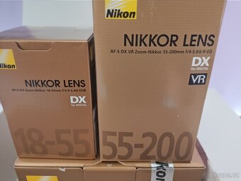 Nikon D3100 + příslušenství - 3