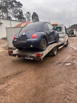 VW New Beetle 2.0 i - 3