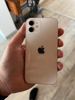 iPhone 12 - 3