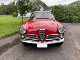 Alfa Romeo Giulia Sprint 1600 z roku 1962 - 3