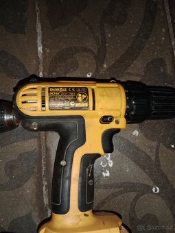 Aku vrtačky značky DeWALT - 3