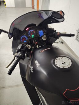 Aprilia RST 1000 Futura - 3