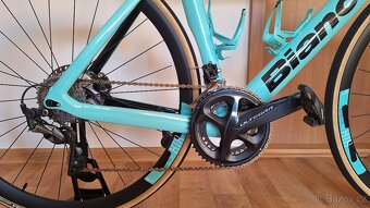 Bianchi Aria Disc Ultegra - 3