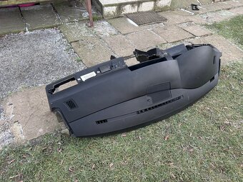 Palubní deska bmw e60 - 3