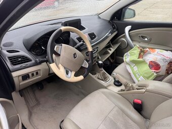 RENAULT FLUENCE 2010 na náhradní díly ND - 3