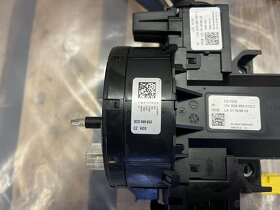 PÁČKY VOLANTU PASSAT B6 3C9953513C/3C0959653 - 3