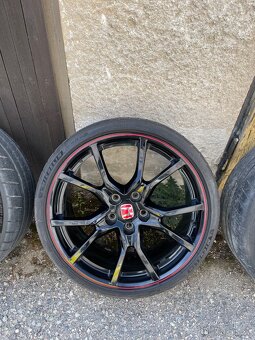 Oem kola Honda Civic type r fk8 5x120 r20 letní pneu - 3
