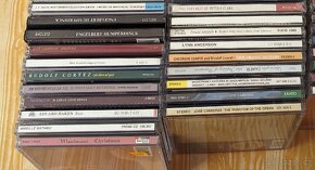 9 kg CD hudby - 3