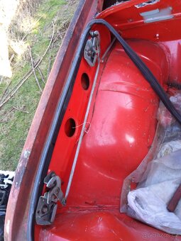 Škoda 105L 120L otevírání kufru - 3