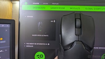 Razer Viper Ultimate + Mouse Dock - 3