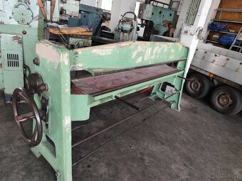 Ohýbačka plechu XK 2000/2/A - 3
