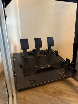 Simracing Rig - Simagic / Fanatec / Moza / Recart - 3
