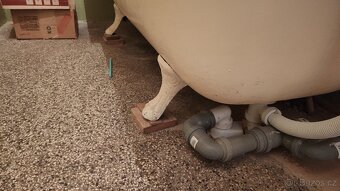 Litinová vana na nožičkách - 3