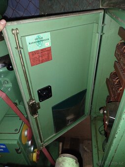 Frezka Hermle FW800, nastrojarksa frezka - 3