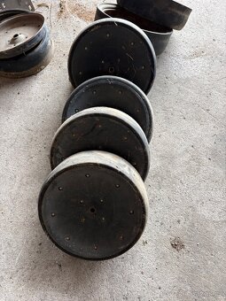 Prodám opěrná kola Kverneland optima - 3