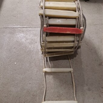 PRODÁM PROVAZOVÝ ŽEBŘÍK - 3