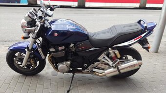 Suzuki GSX 1400 - 3