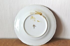 Hnědý vintage talíř s květinami - 3