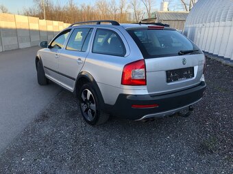 Škoda Octavia SCOUT 4X4 2.0TDI R.V. 2012 Klimatizace - 3