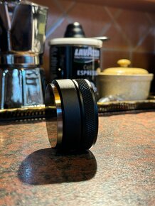 Prodám Tamper/leveler 58mm Kaffia Button, nový - 3