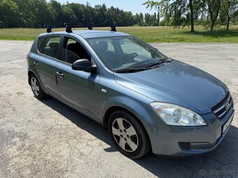 Kia ceed 1.4i - 3