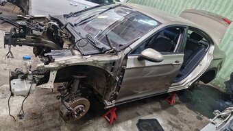VW passat B8 sedan karoserie, motor DCX 1,6 + dveře přední - 3