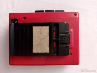 Panasonic walkman - 3