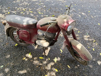 Motocykl ČZ 250, typ 455.02 - 3
