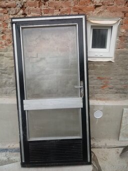 Vchodové dveře na stavbu - 3