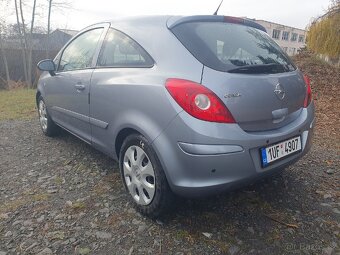 Opel Corsa 1,2i 59kW Automat r.v.2006 - 3