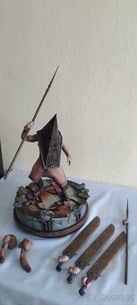 Resident Evil Silent Hill sošky First 4 Figures atd - 3