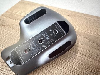 Myš Logitech MX Master 3s graphite + dongle - 3