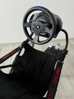 Playseat s volantem Thrustmaster T300 RS - 3