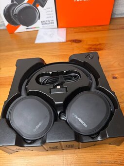 SteelSeries Arctis 7+ Black.        (0063) - 3