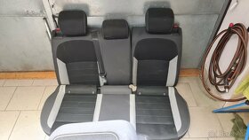 Škoda rapid spaceback interiér sedačky - 3