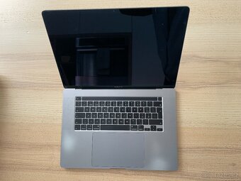 MacBook Pro 16-inch, 2019, 2.3 GHz, 8jádr Intel i9, 1TB SSD - 3