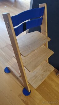 Dětská dřevěná židlička. - 3