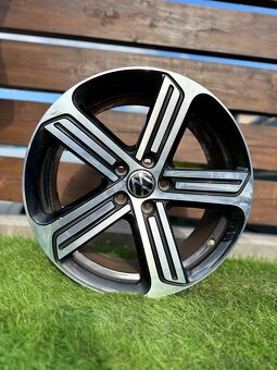 Alu kola 5x112 r18 (Cadiz) - 3