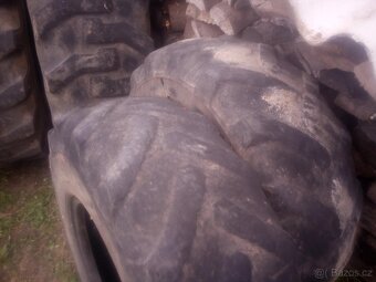 Pneu 16,9-30 2x / 12,5-18 2x - 3