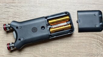 Rekordér Tascam DR-07X - 3