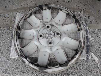15" Poklice Peugeot - 3