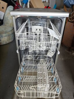 Myčka Whirlpool - 3