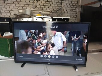 Prodám plne funkční televizi značky PHILIPS---81CM--DOVEZU-- - 3